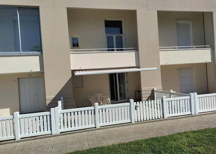 2 Pièces Pour 4 Personnes Avec Vue Appartamento Saint-Hilaire-de-Riez